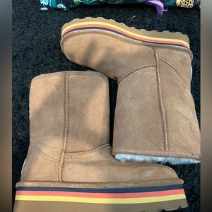 Bearpaw Platform winter boots!